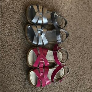 Kids Saltwater Sandals - Silver and Pink
